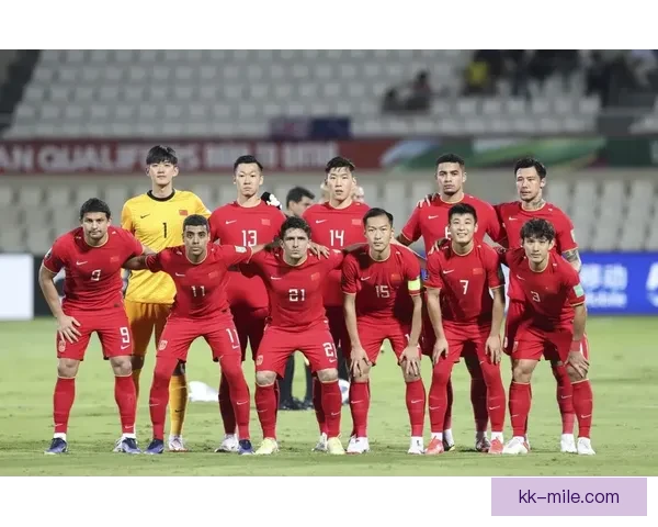 2025夏季转会热点 费耶诺德锁定澳洲联赛顶级射手